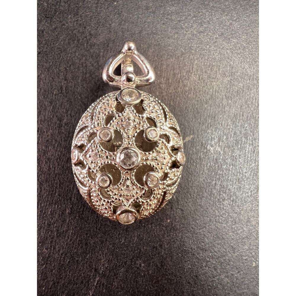 Vintage sterling silver poison locket Maltese cross pendant
